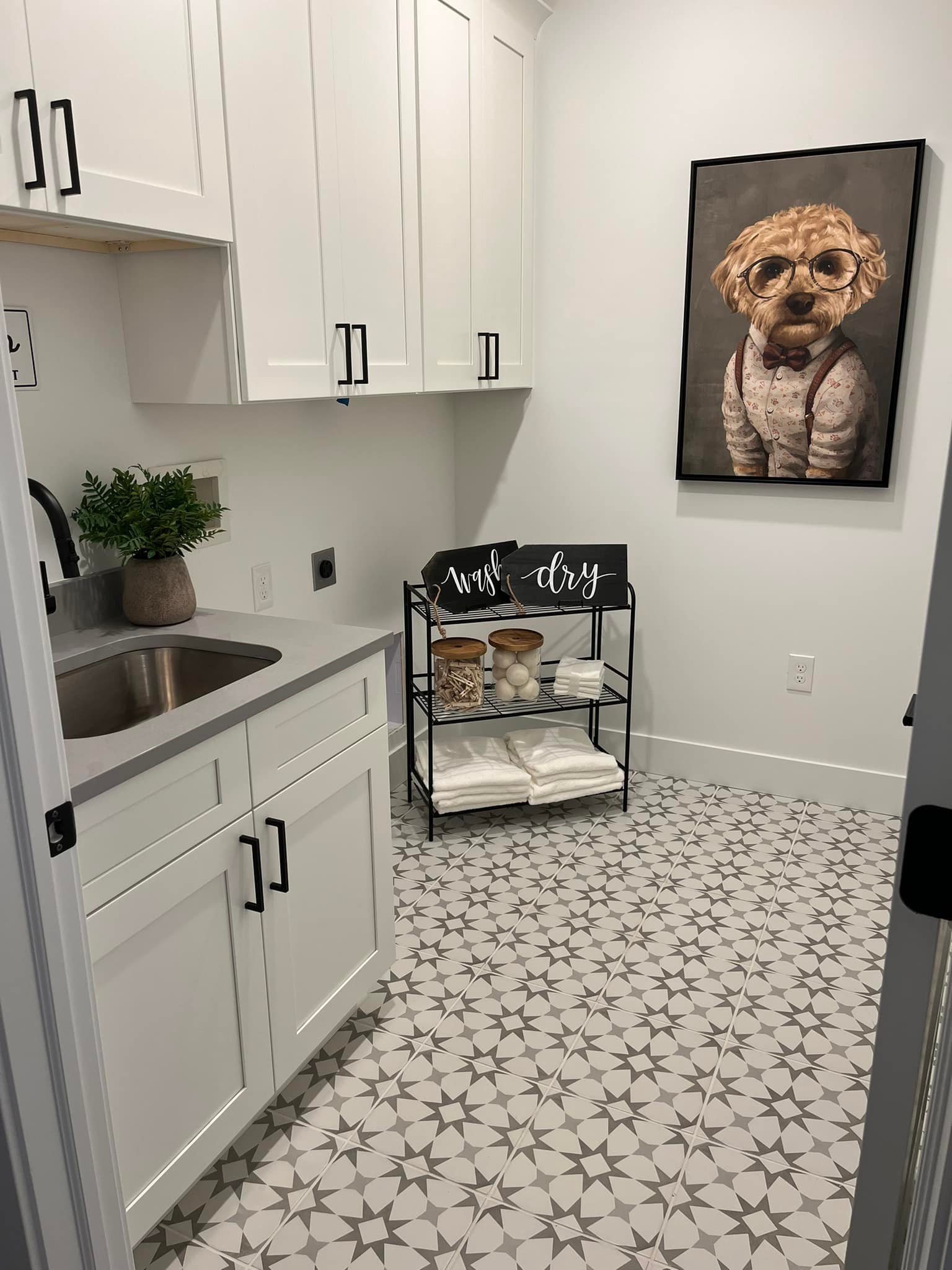 Laundry Room · Detail Clean